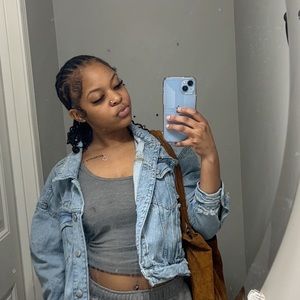 Meet your Posher, Naja